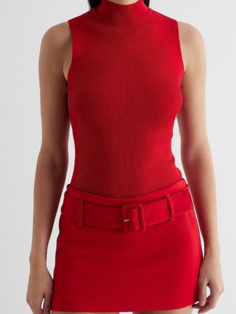Express NWT Red color Skort US 12